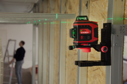 Laser Krizovy ciarovy Multicross 3D+stativ 160cm Futech